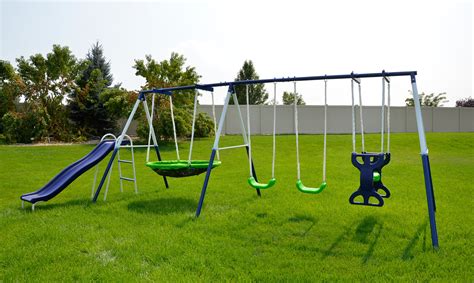 What to Consider When Installing a Carlet Metal Swing Set